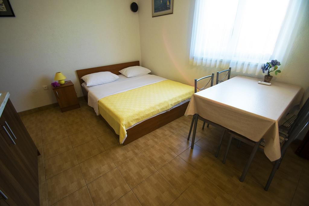 Apartments Zile Стариград-Пакленица Номер фото