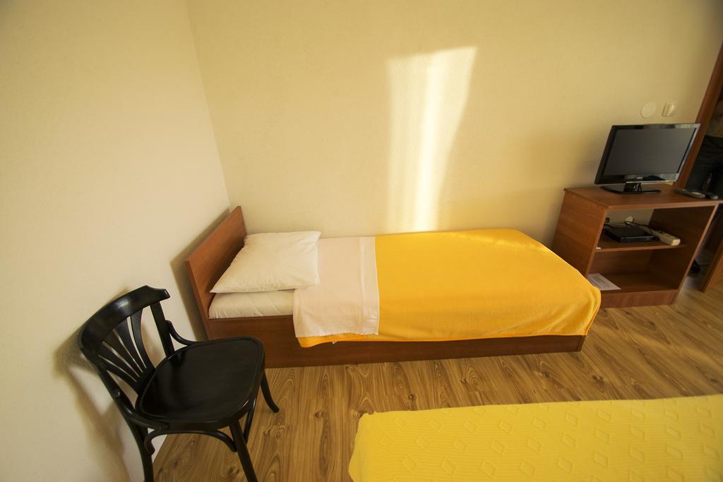 Apartments Zile Стариград-Пакленица Номер фото