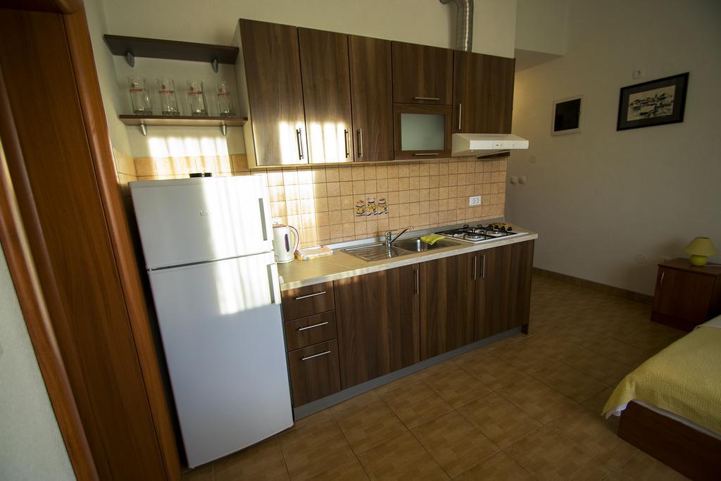 Apartments Zile Стариград-Пакленица Номер фото
